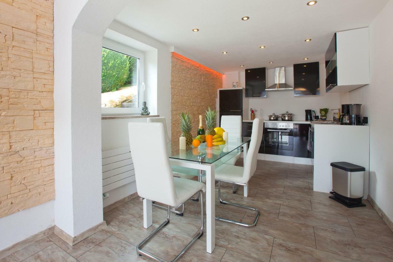Residenz Cheval Messe Fn Villa ราเวนส์บวร์ก ภายนอก รูปภาพ