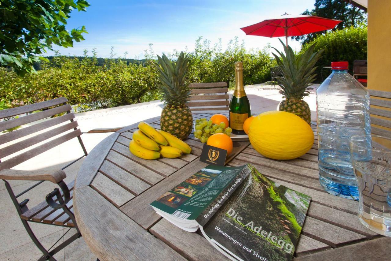 Residenz Cheval Messe Fn Villa ราเวนส์บวร์ก ภายนอก รูปภาพ